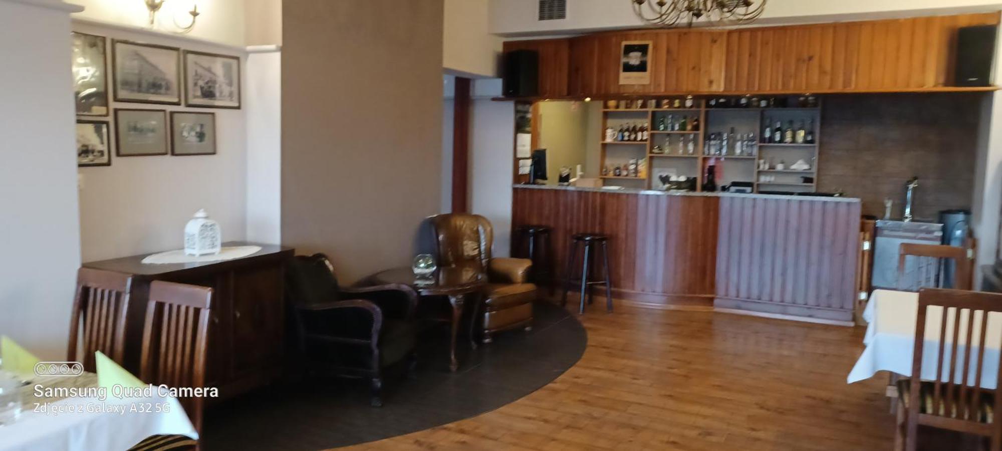 Wielkopolanka Pokoje Goscinne I Restauracja Chodziez Exterior photo